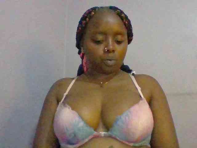 Sexie-boo webcam
