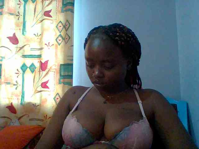 Sexie-boo webcam