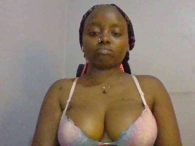 Sexie-boo webcam