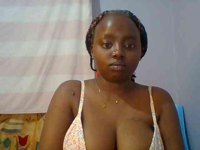 Sexie-boo webcam