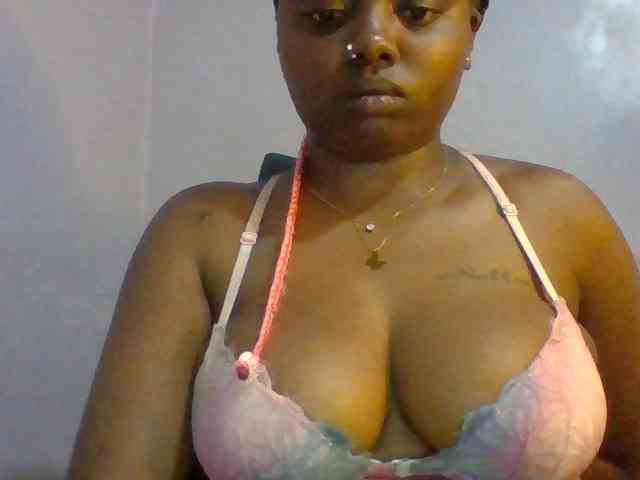 Sexie-boo webcam