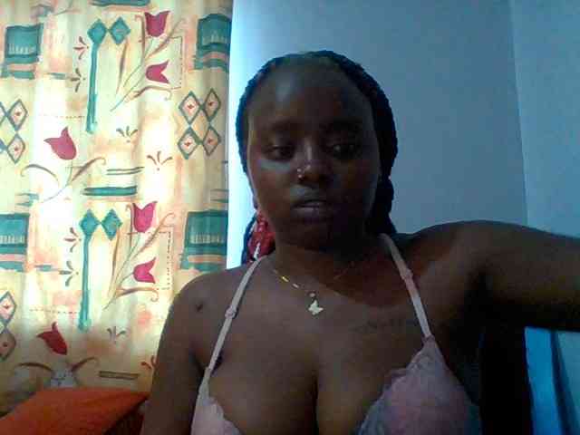 Sexie-boo webcam