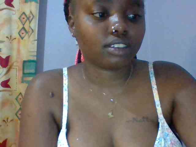 Sexie-boo webcam