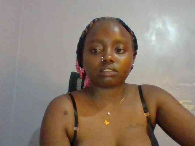 Sexie-boo webcam