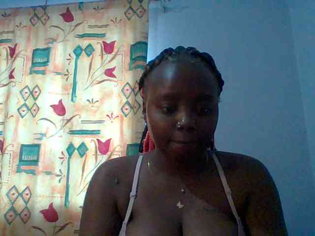 Sexie-boo webcam