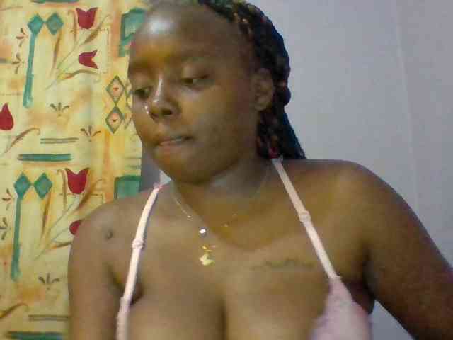 Sexie-boo webcam