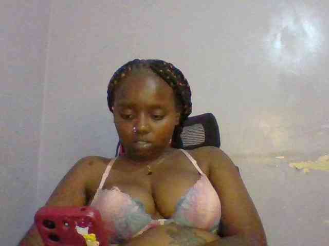 Sexie-boo webcam