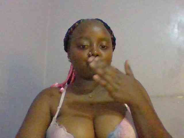 Sexie-boo webcam