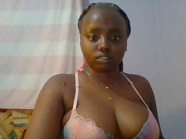 Sexie-boo webcam