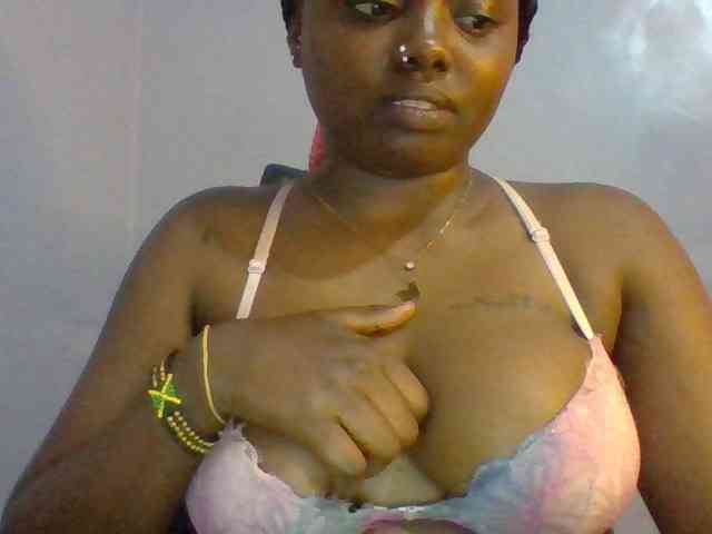 Sexie-boo webcam