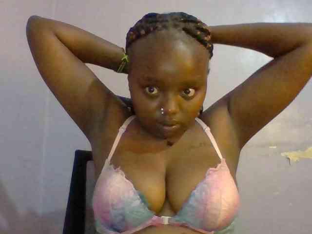 Sexie-boo webcam