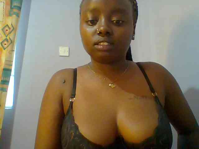 Sexie-boo webcam
