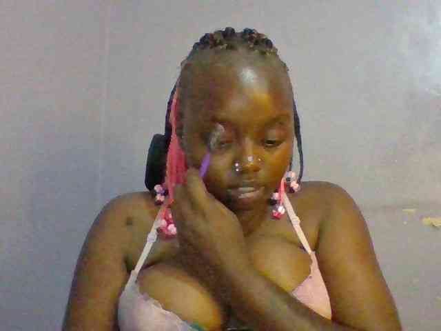Sexie-boo webcam