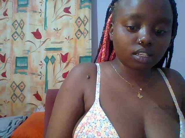 Sexie-boo webcam