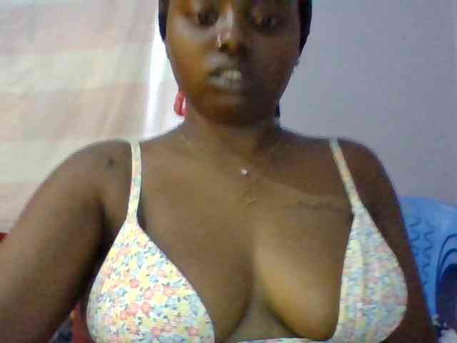 Sexie-boo webcam