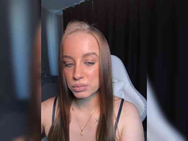 Adelina6969 webcam