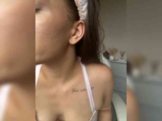 Adelina6969 webcam