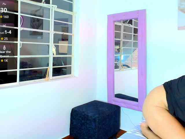 DevoraHarper webcam