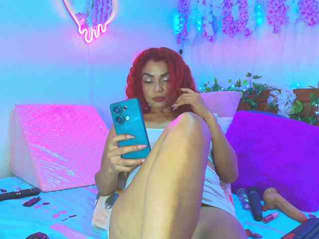 DevoraHarper webcam