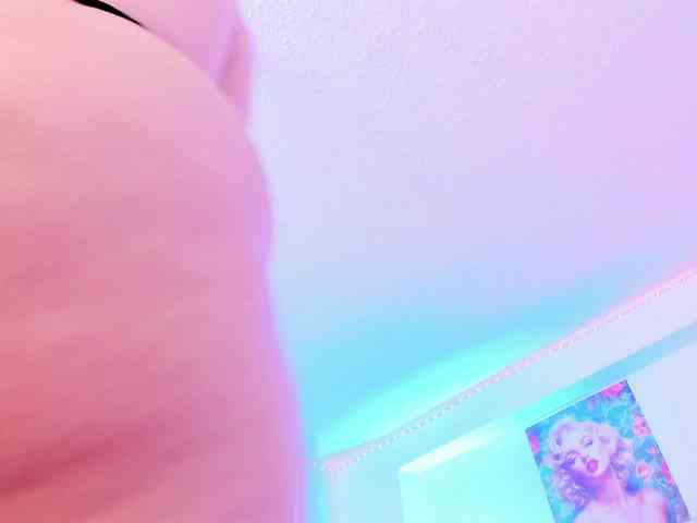 Saamii-robertss01 webcam