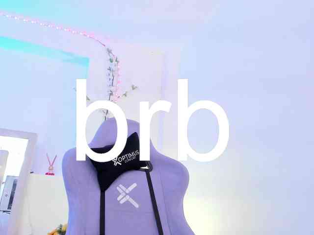 Saamii-robertss01 webcam