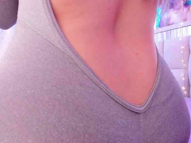 Saamii-robertss01 webcam