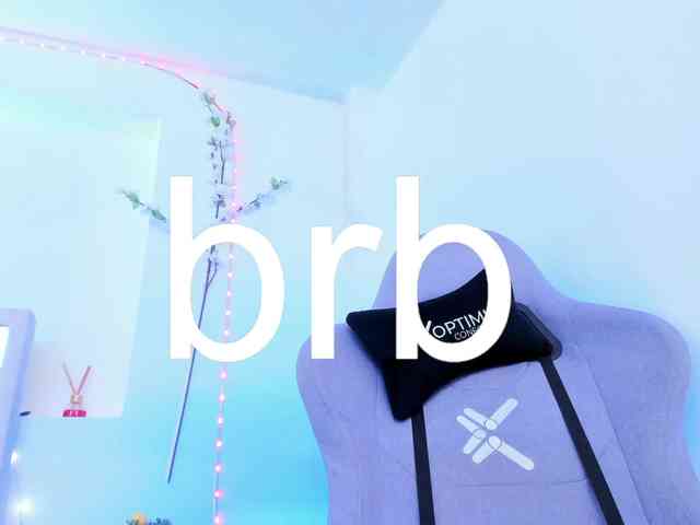 Saamii-robertss01 webcam