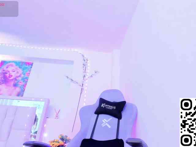 Saamii-robertss01 webcam