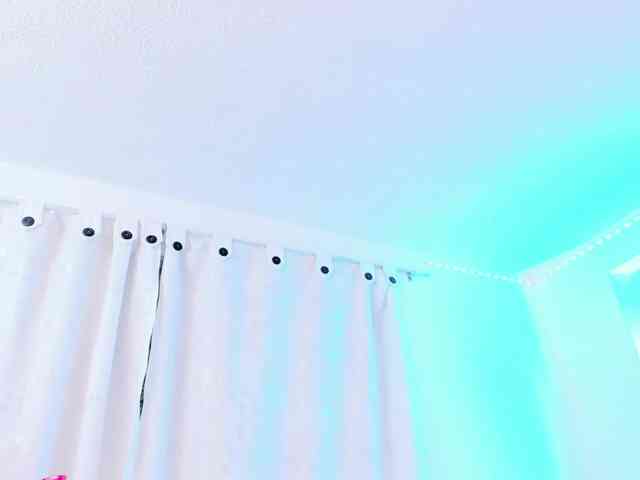 Saamii-robertss01