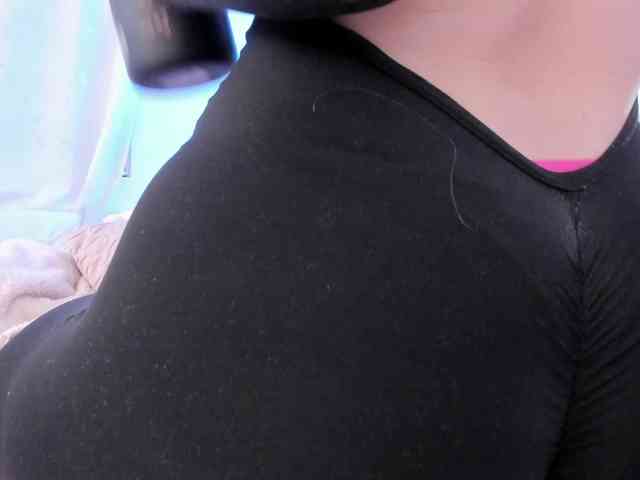 Saamii-robertss01 webcam