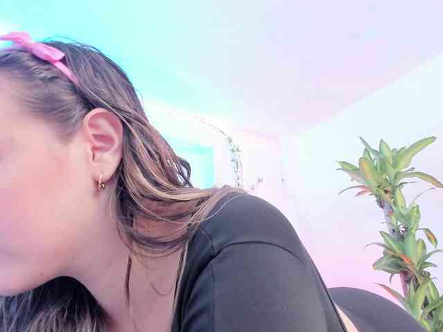 Saamii-robertss01 webcam