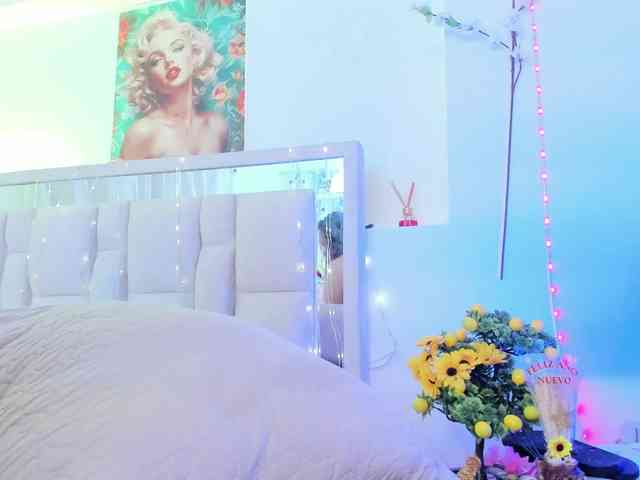 Saamii-robertss01 webcam