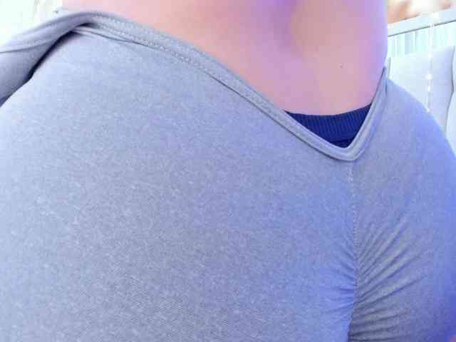 Saamii-robertss01 webcam