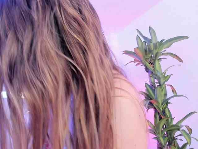 Saamii-robertss01