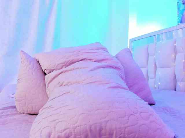 Saamii-robertss01 webcam