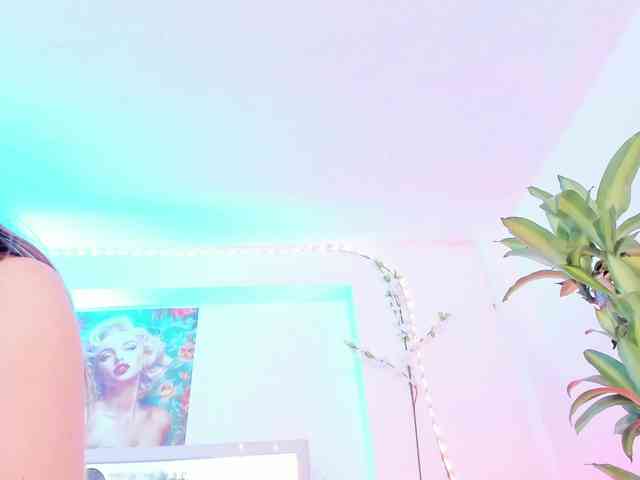 Saamii-robertss01 webcam