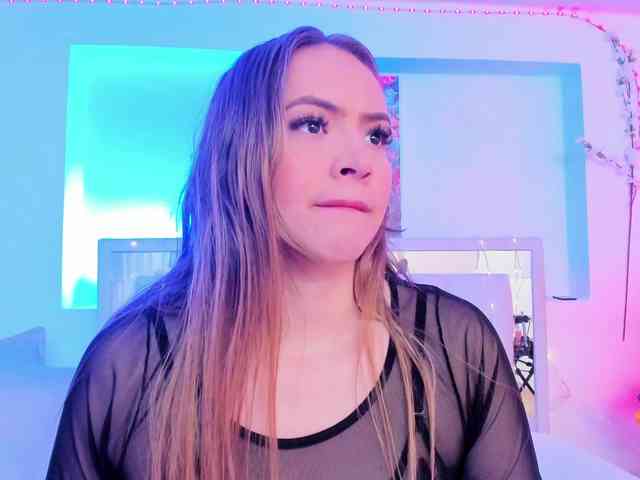 Saamii-robertss01 webcam