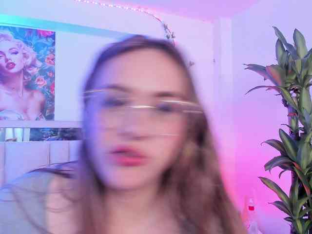Saamii-robertss01 webcam