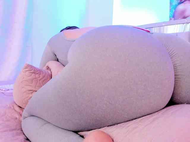 Saamii-robertss01 webcam