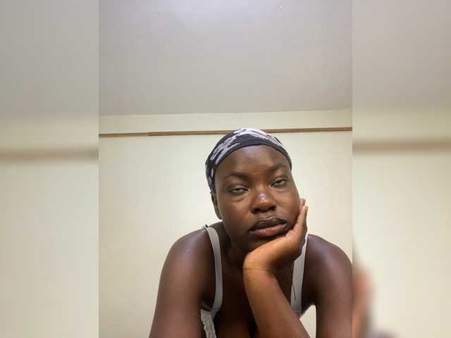 Viper-mistress254 webcam
