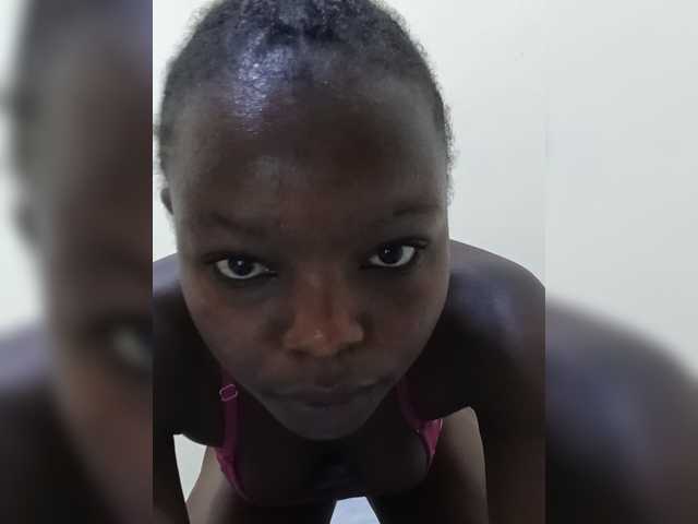Viper-mistress254 live cam on BongaCams