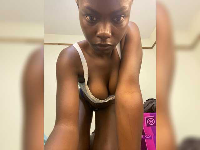 Viper-mistress254 webcam