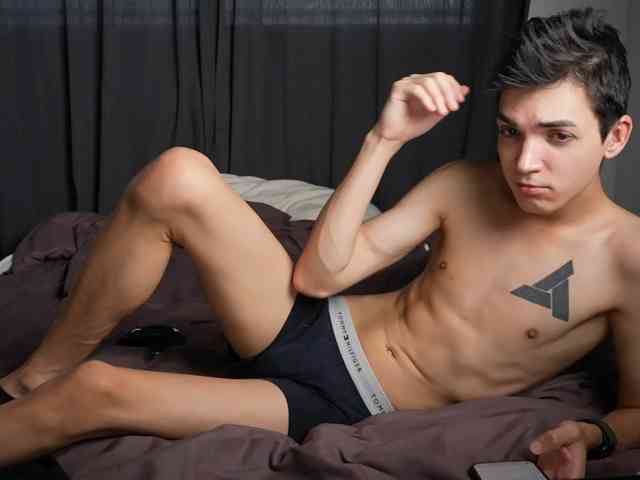 Mattyhewhotty