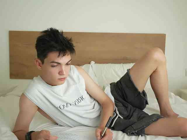 Mattyhewhotty