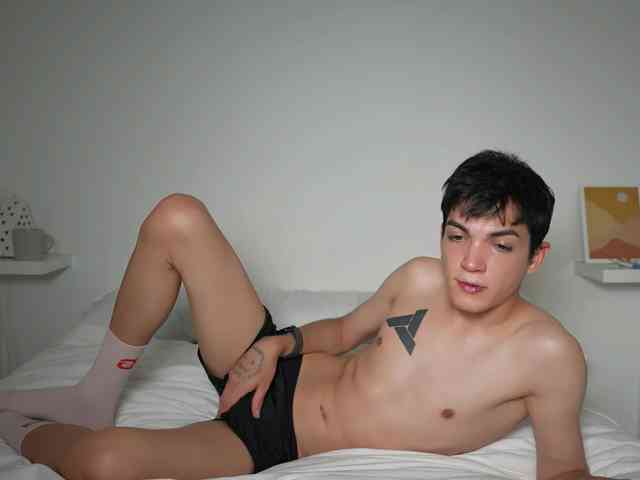 Mattyhewhotty