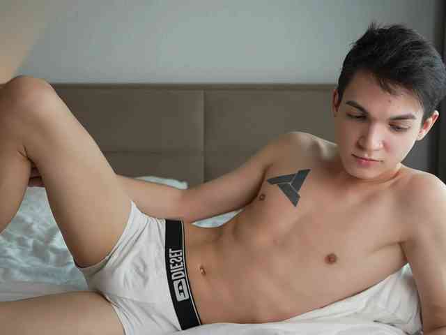 Mattyhewhotty
