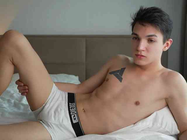 Mattyhewhotty