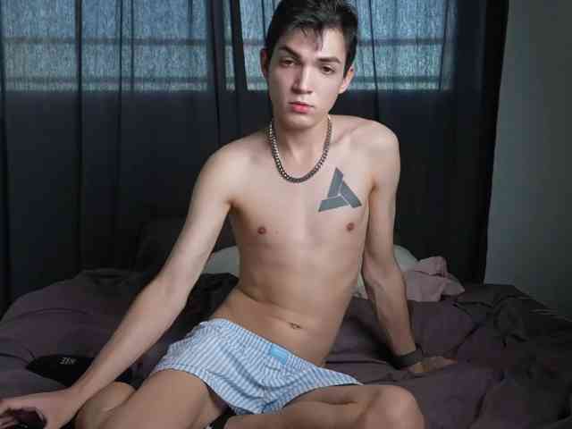 Mattyhewhotty