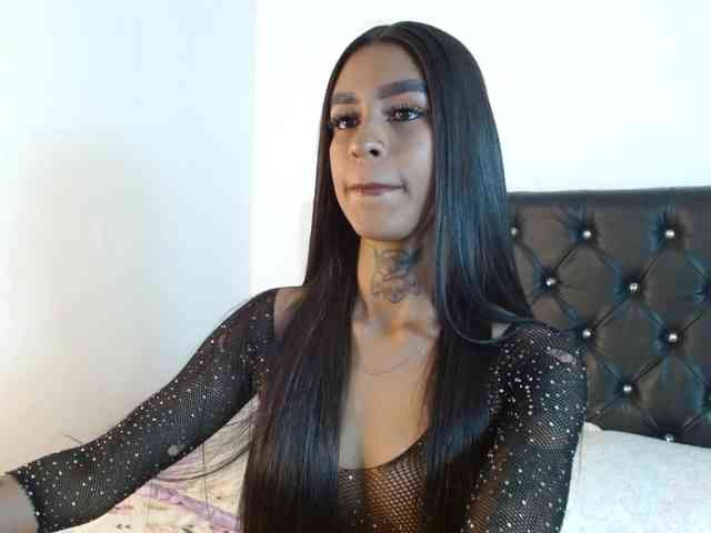 ameliejoness17 webcam