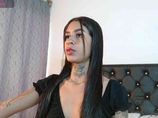 ameliejoness17 webcam